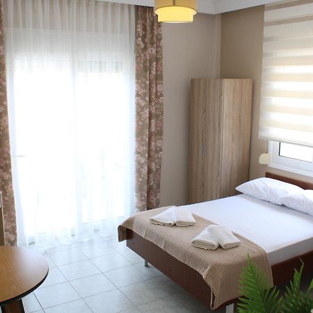 Sunshine Apartments By The Sea Skála Neón Epivatón 外观 照片